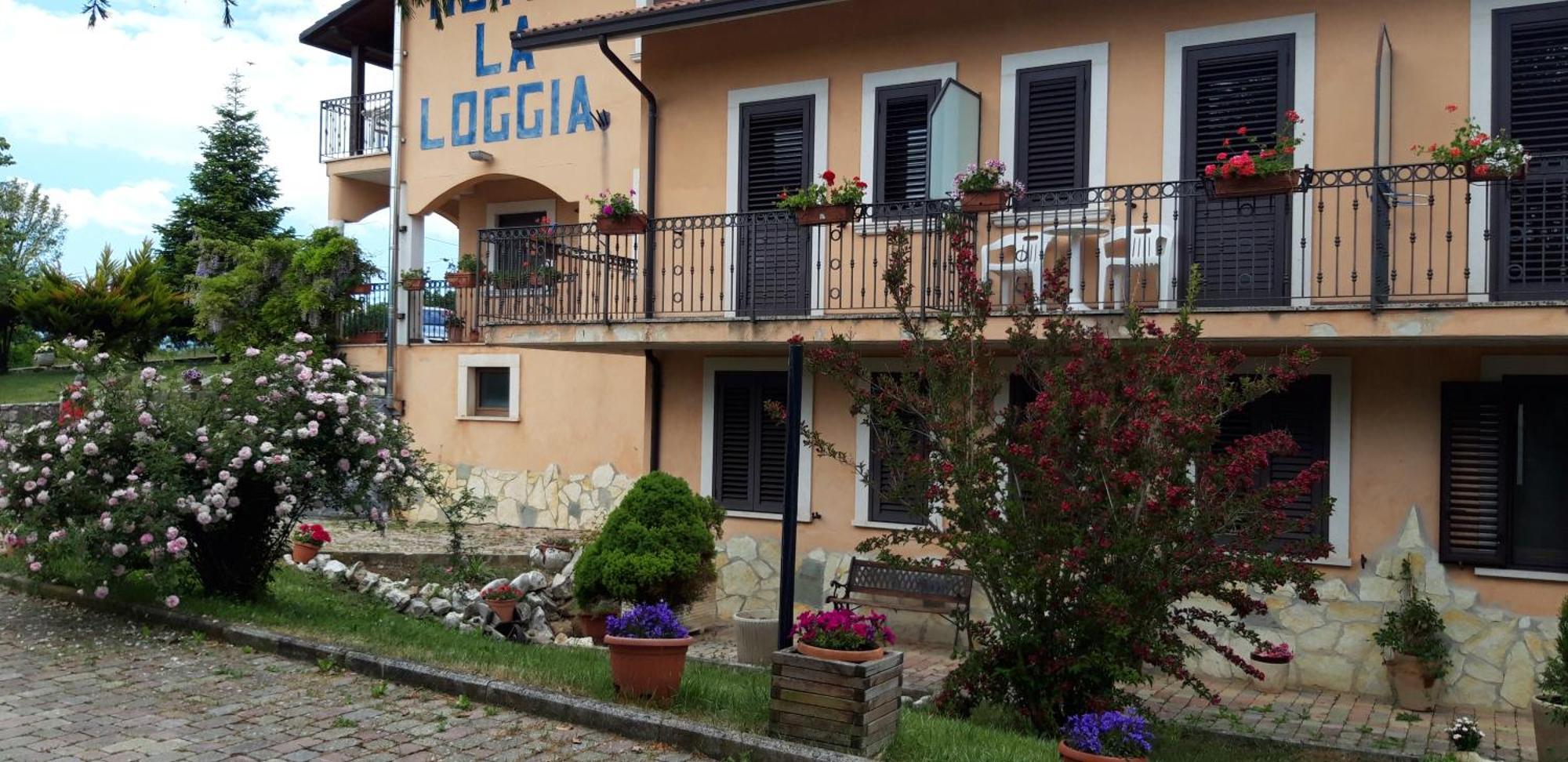 Hotel La Loggia Castel di Sangro Kültér fotó